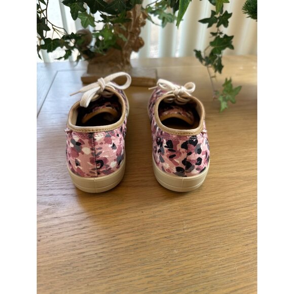 Keds  Size 7 Pink Floral Patterned Canvas Lace-Up Casual  Skecher Shoe - Picture 6 of 8